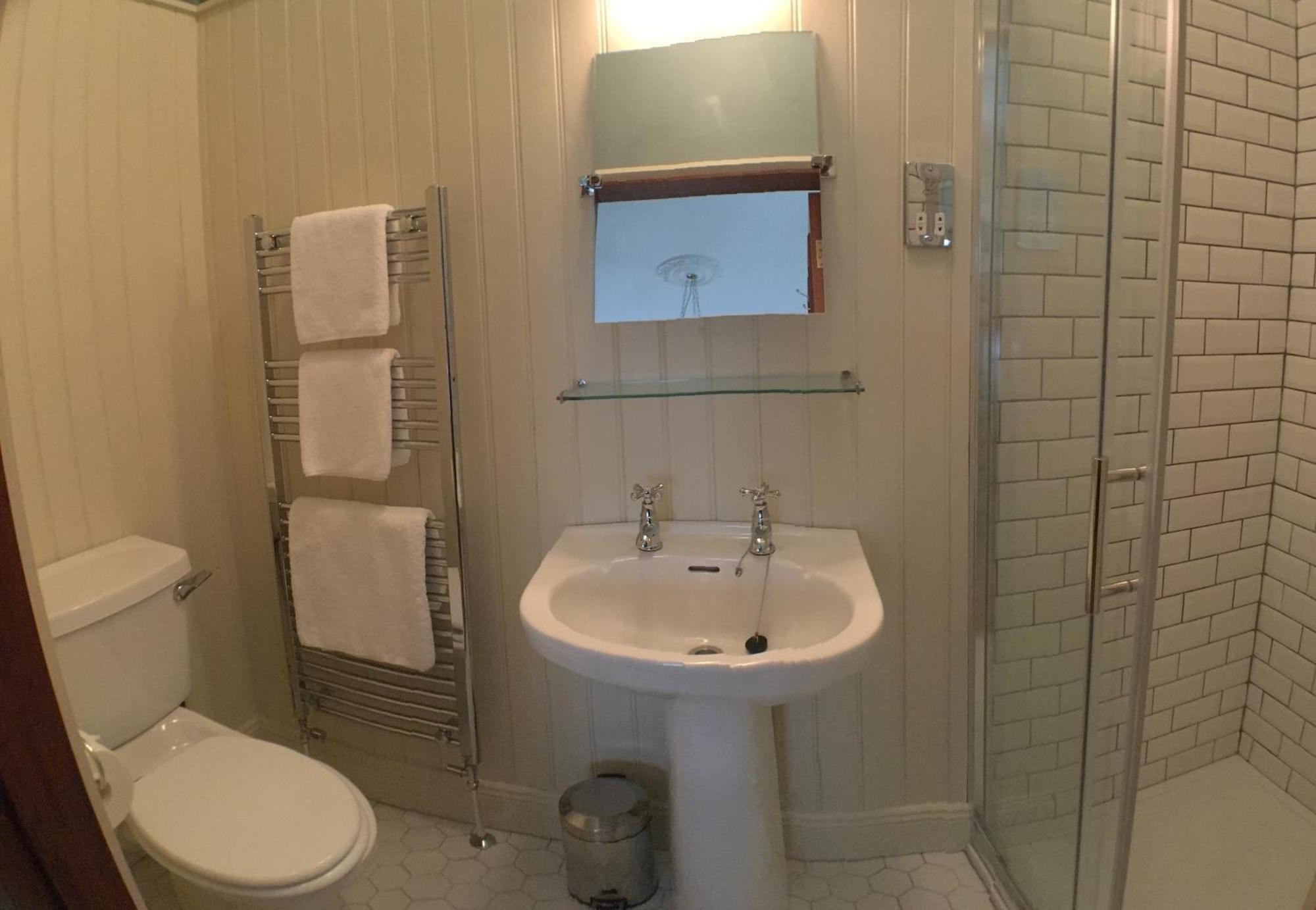 ליסדונורנה Wild Honey Inn מראה חיצוני תמונה
